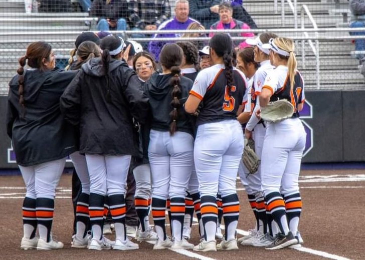 Softball 🍑 #MzWH8T2D