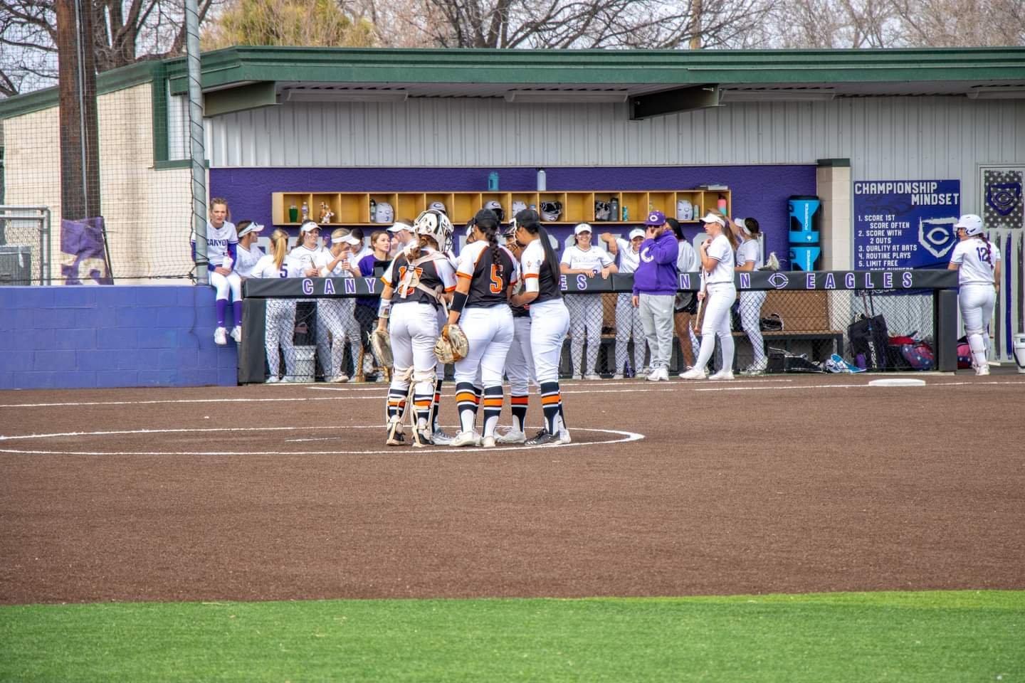Softball 🍑 #Rf7MAkv1
