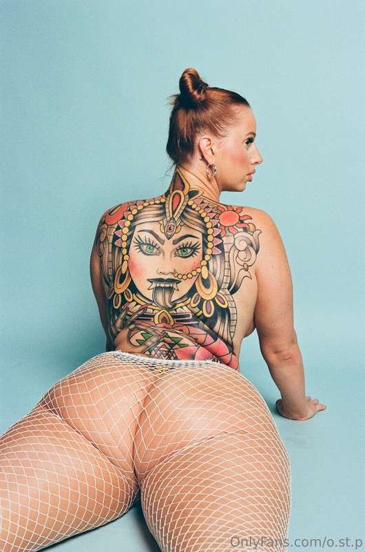 Sexiest white chick there is #toGIxIjl
