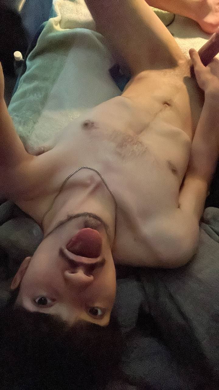 Dominik #ZdPyqmkF
