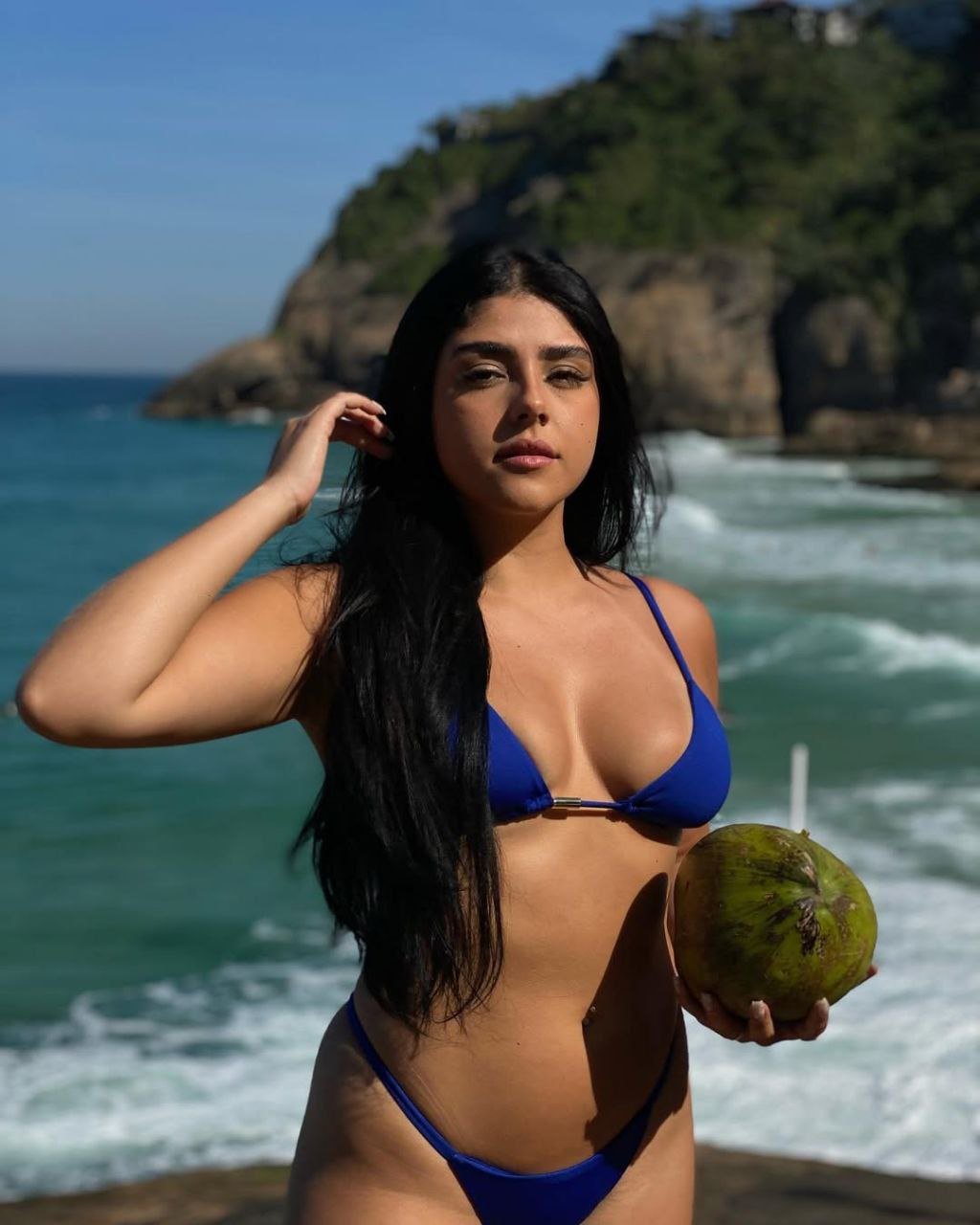 Cremonezi - Amiga Gostosa Da Ribeiro 😋 #etvSAxeB