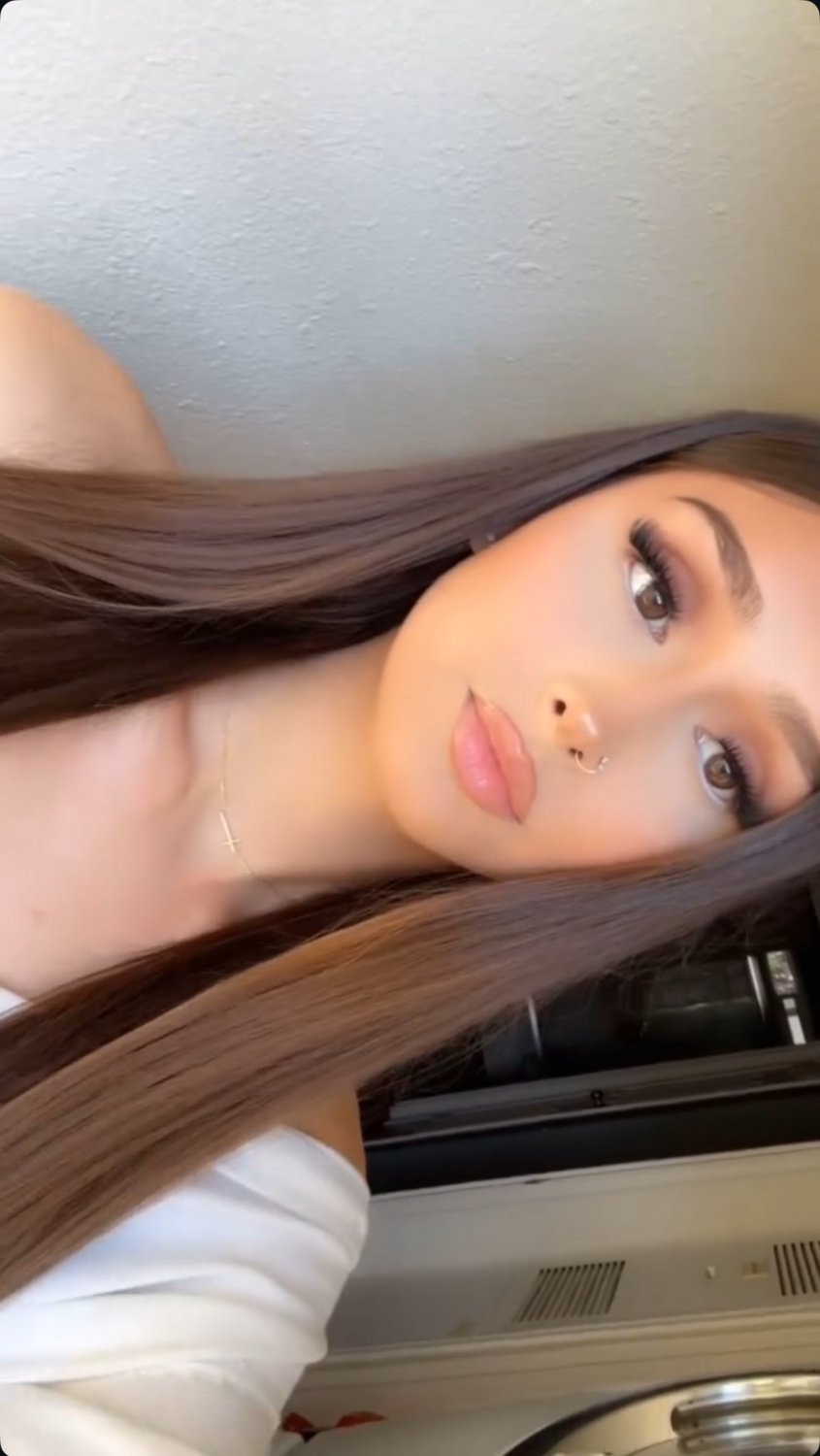 Pretty Latina Teen Trans Nudes #ePyf2OGP